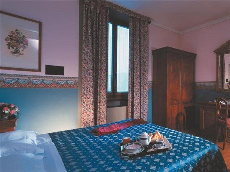 Ih Hotels Firenze Select Chambre photo